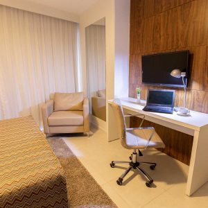 quarto de luxo do hotel fusion hplus em brasilia