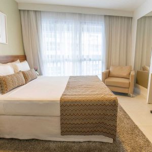 quarto de luxo do hotel fusion hplus em brasilia