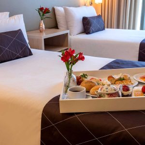 quarto superior solteiro hotel cullinan hplus em brasilia